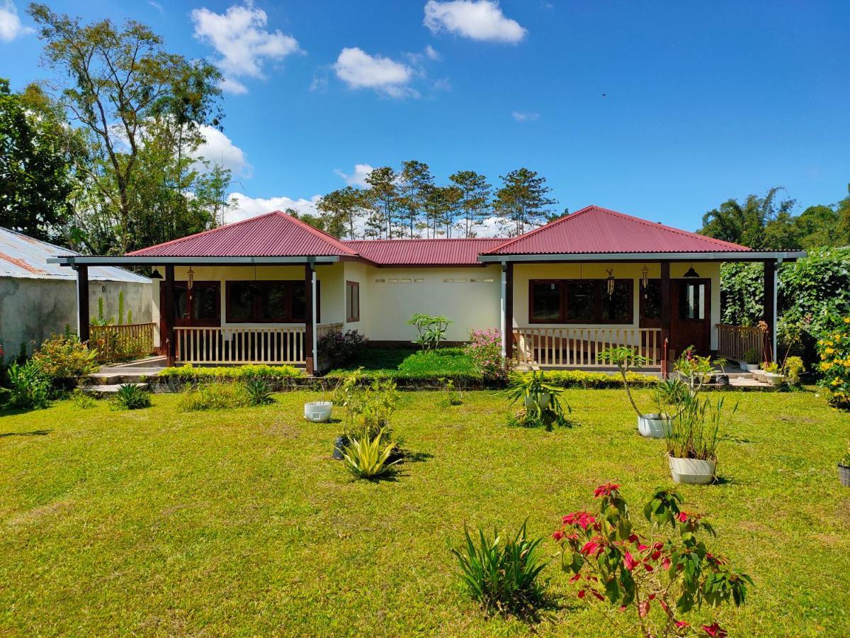 Ilasan Cottage. Tomohon Exterior foto